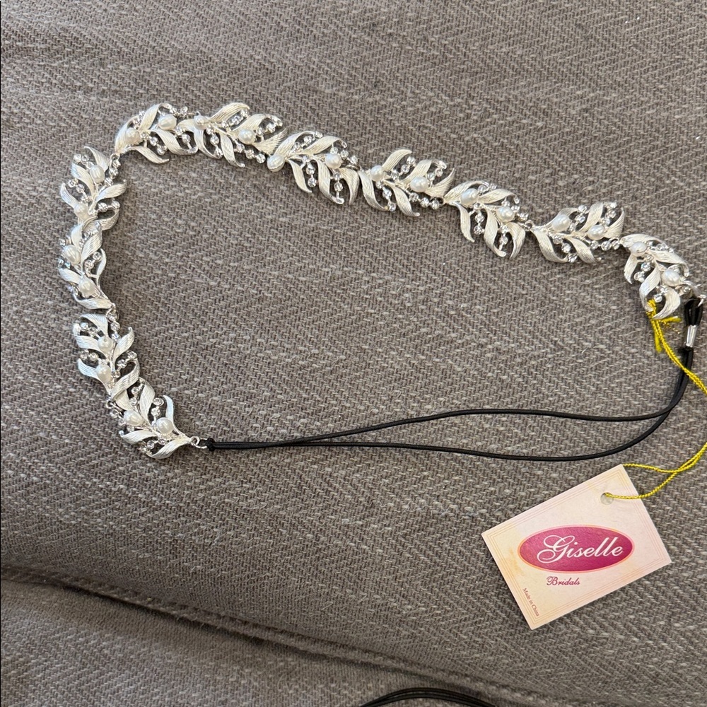 Giselle Silver Leaf Hairband